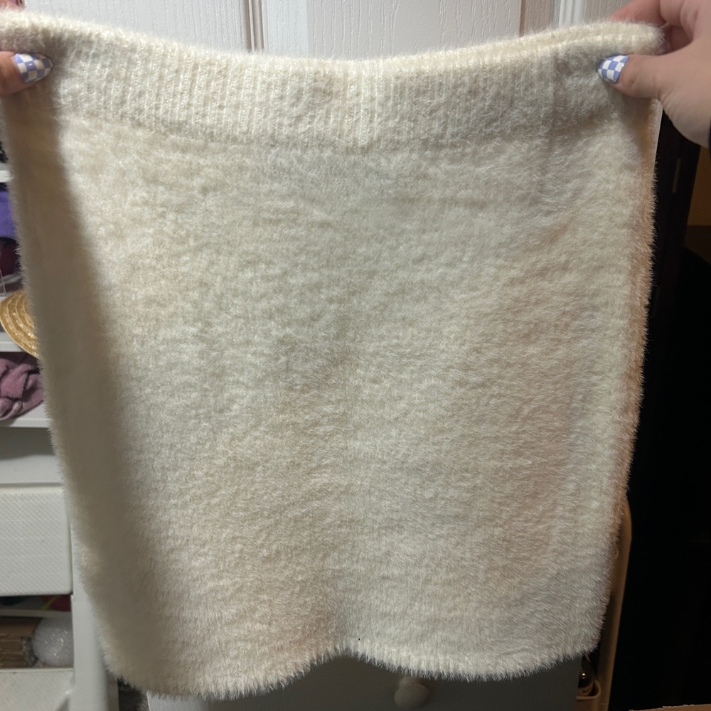 Hollister Cozy Cream Knit Skirt
